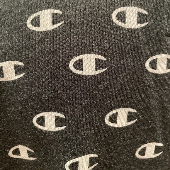 Champion pullover long sleeve insignia athleisure charcoal sweatshirt medium - Picture 9 of 10